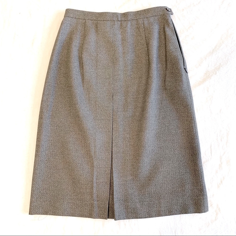 Vintage Jones New York A-Line Skirt.  Size 4